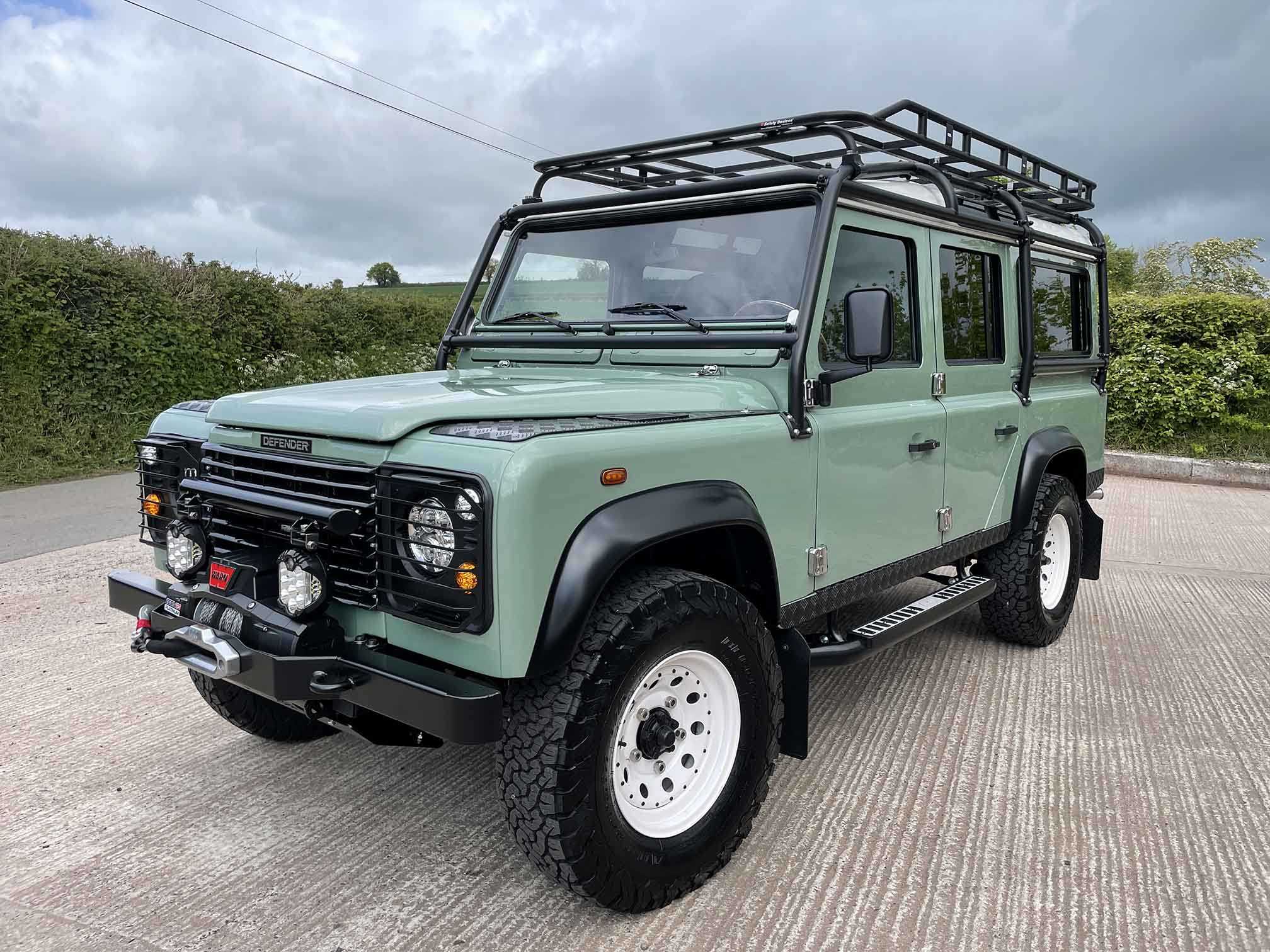 TATC-Defender-110-CSW-Grassmere-Green-HR