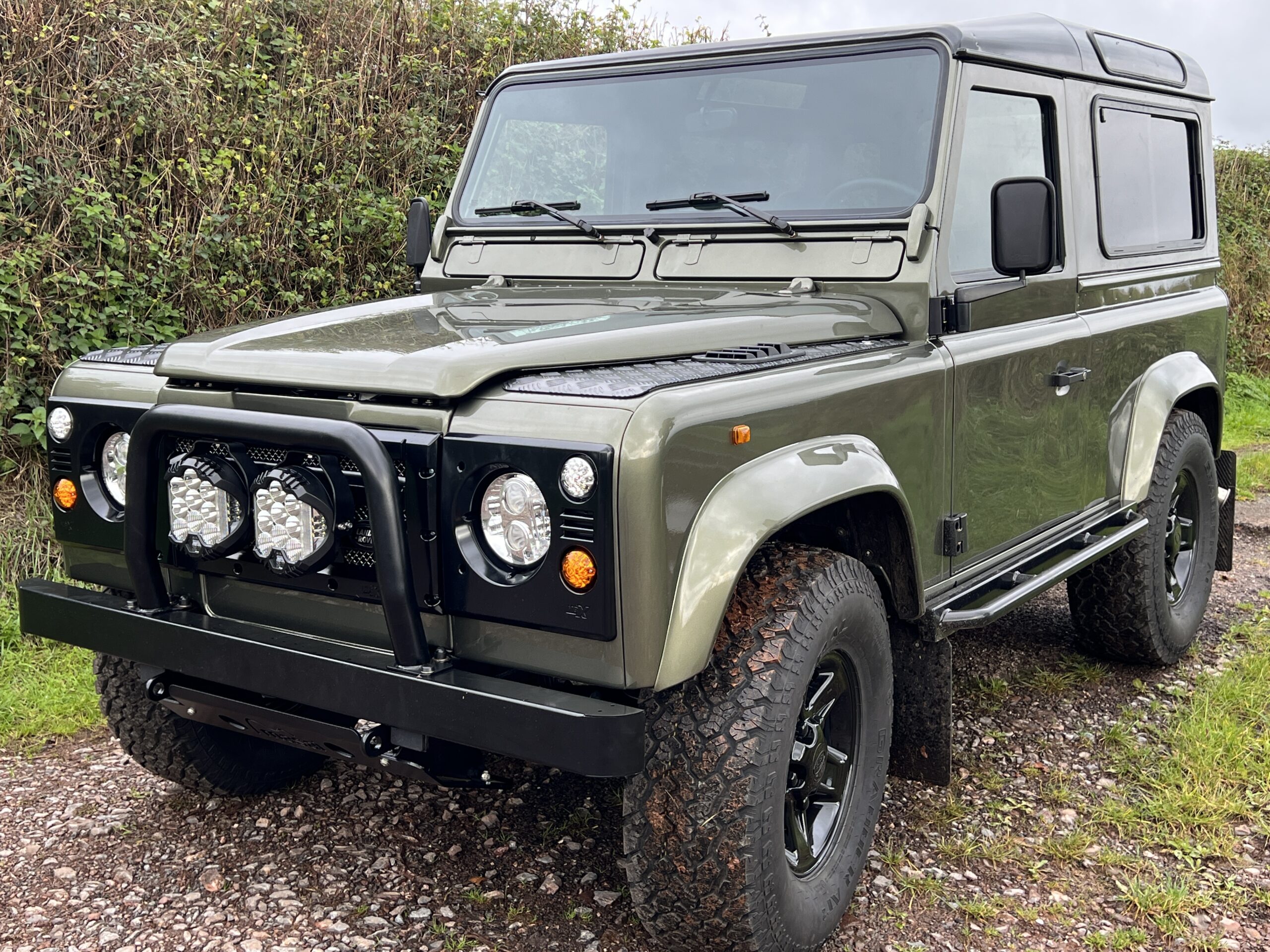 land-rover-defender