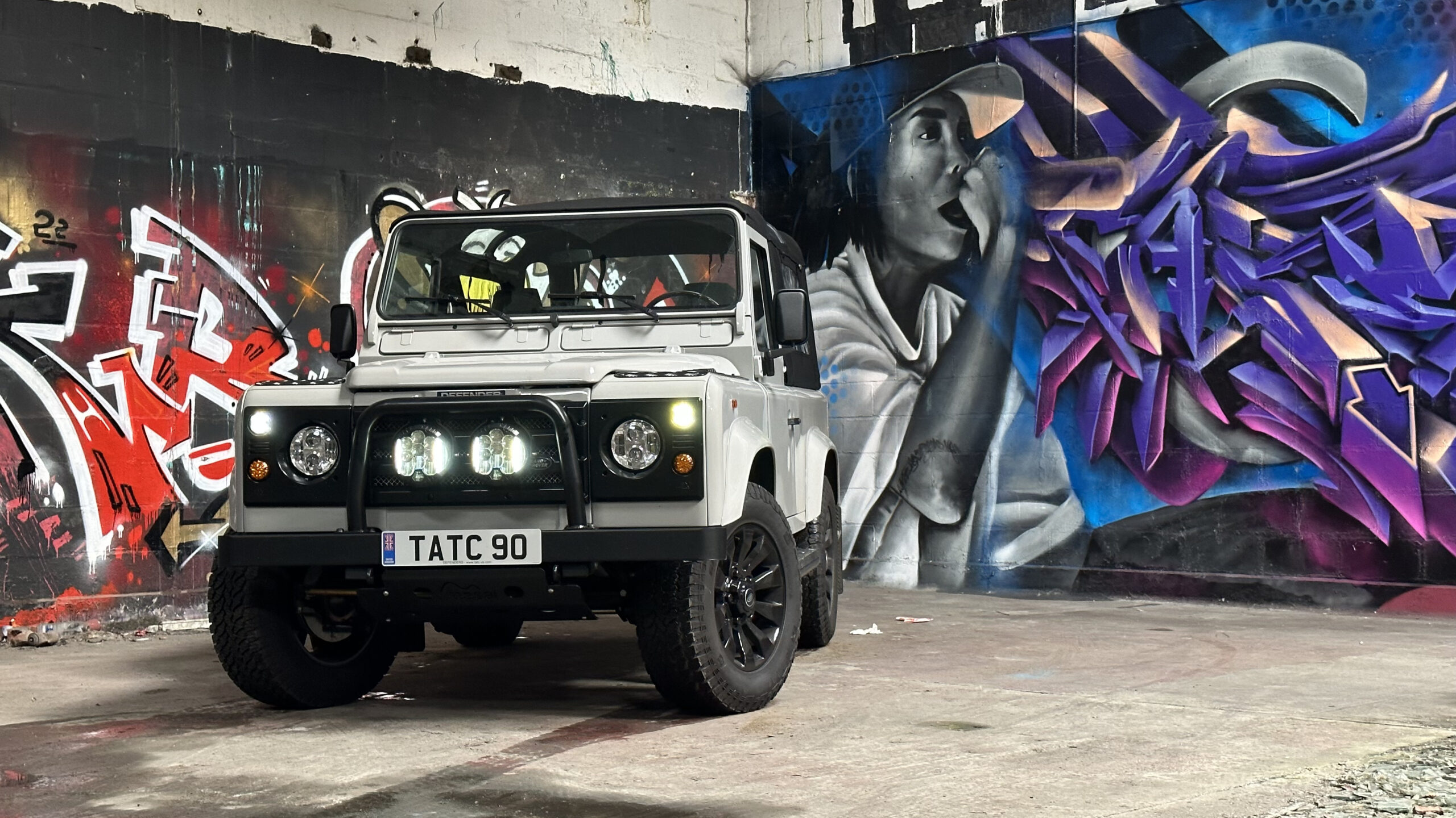 landrover-defender-90