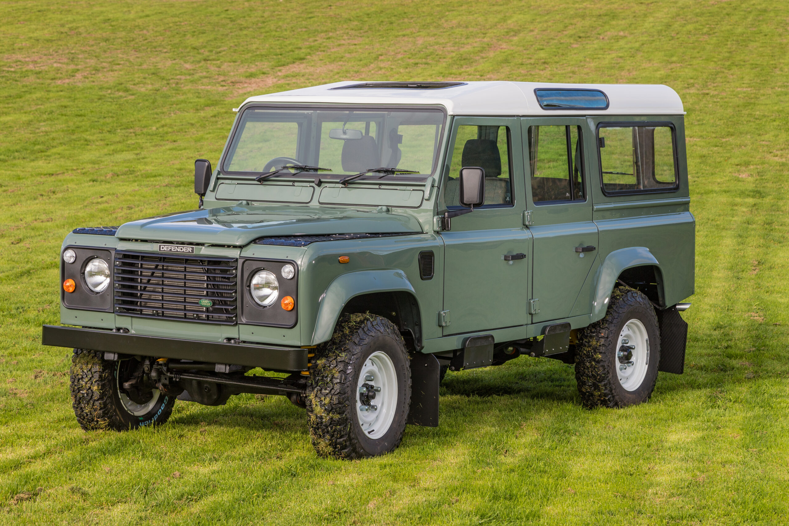 land rover defender