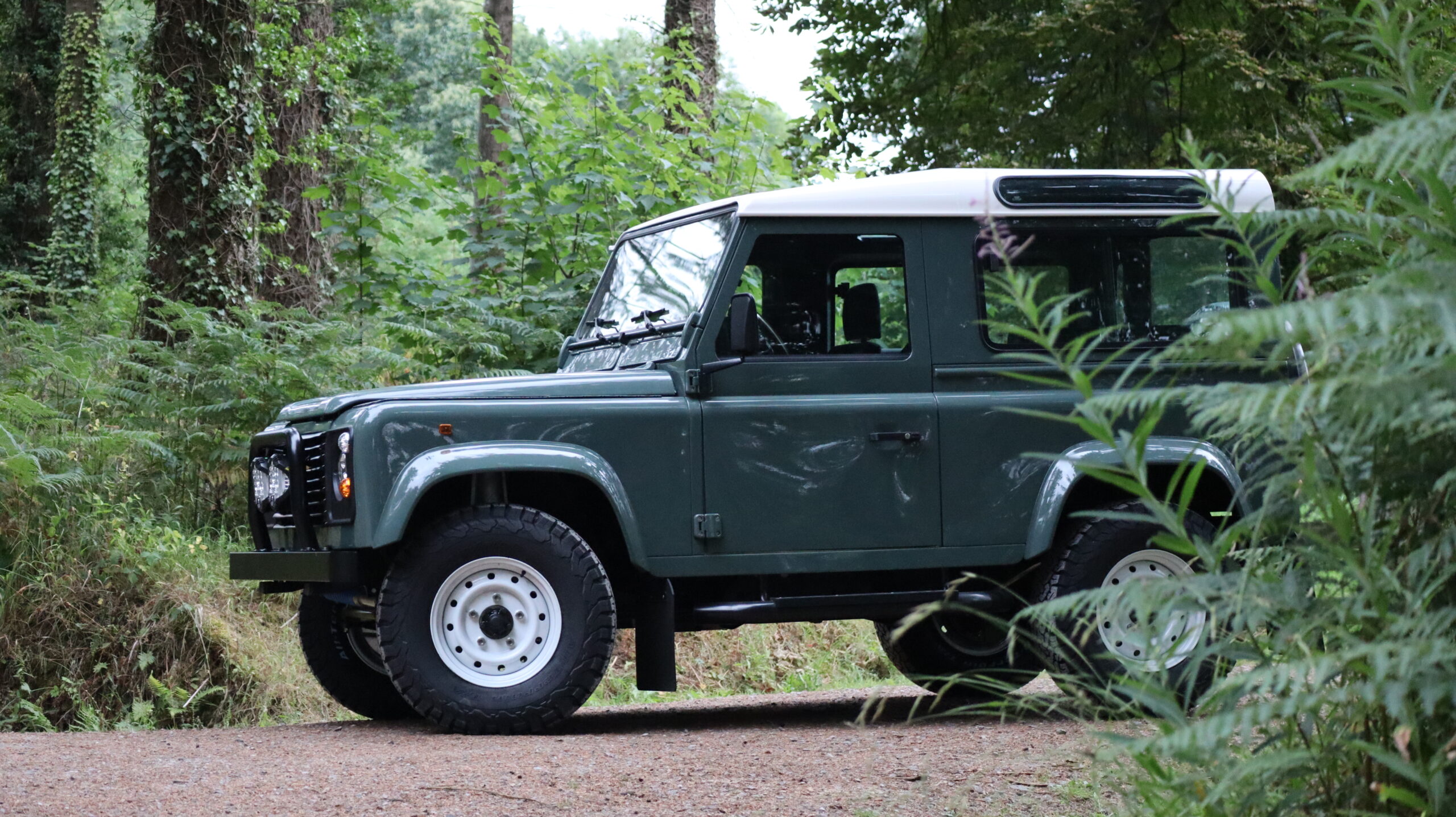 landrover defender hard top