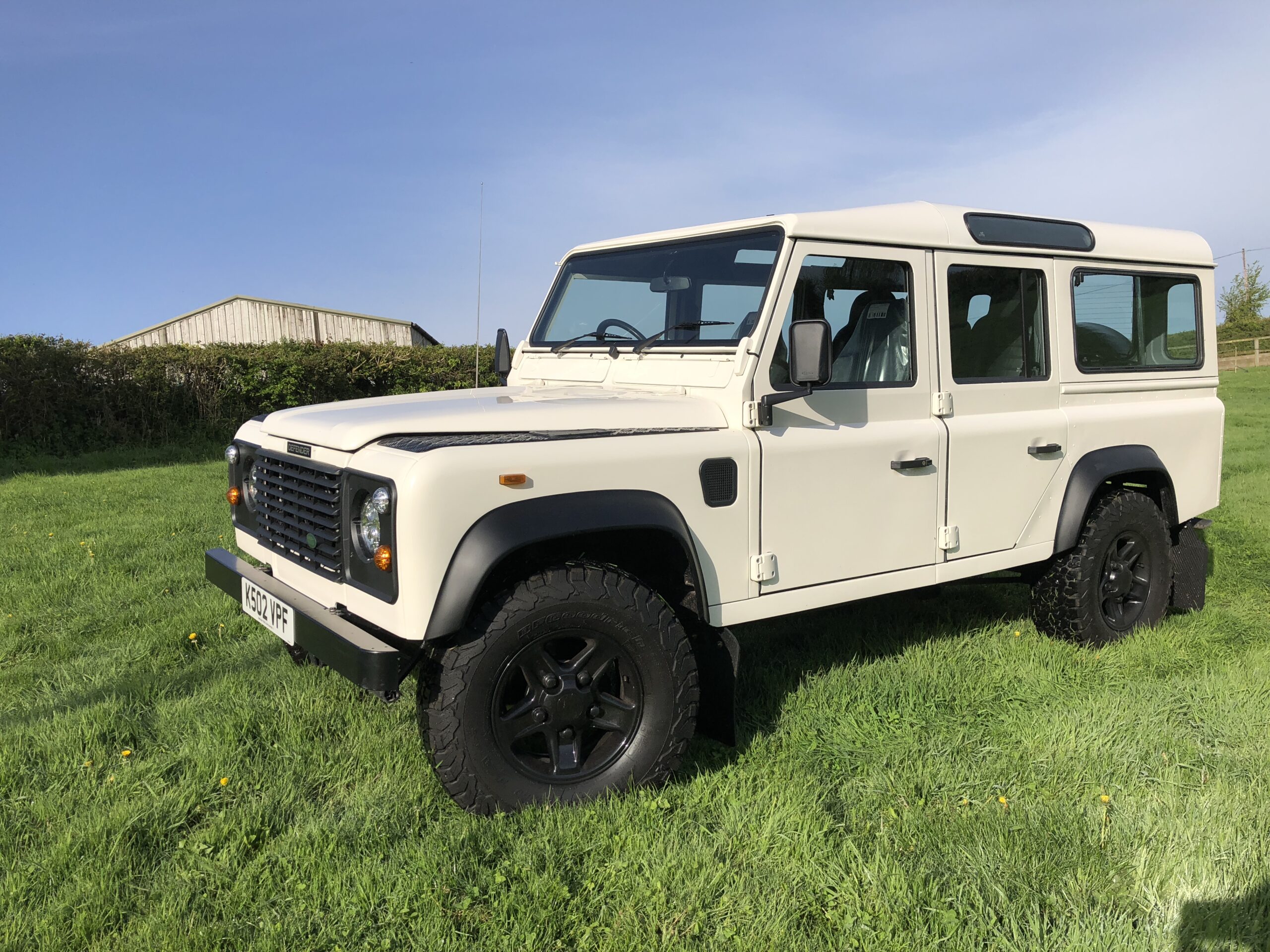 Land rover defender sales