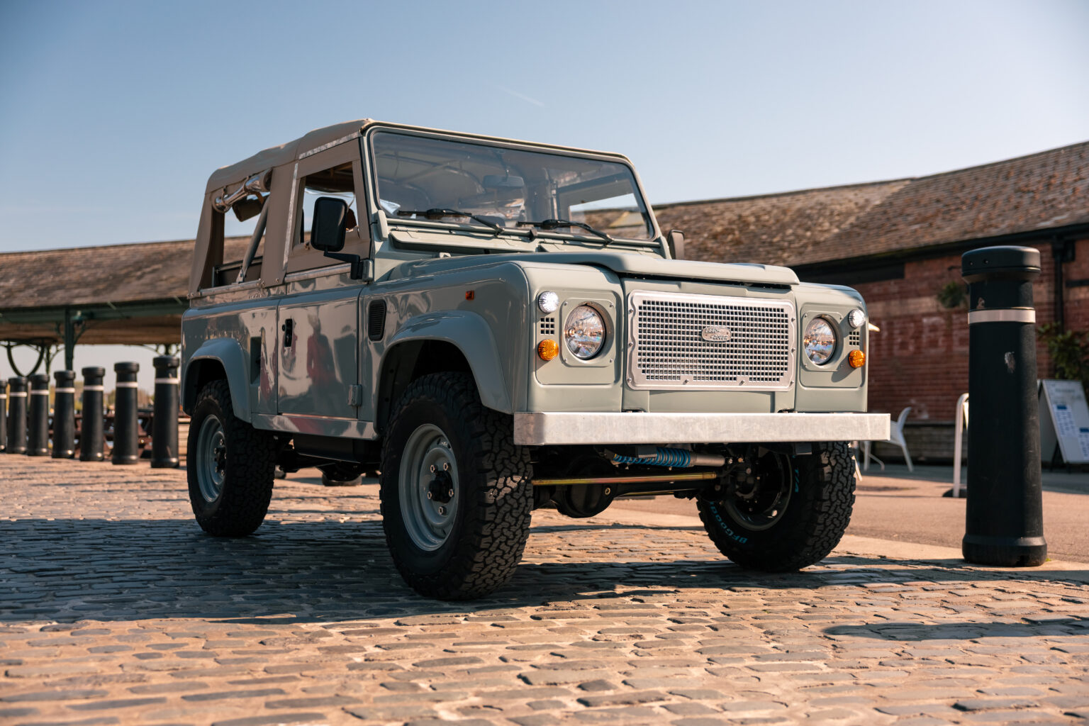 Range Rover Defender Refurb Refurbished Classic Defender 90's For Sale USA | Our Stock
